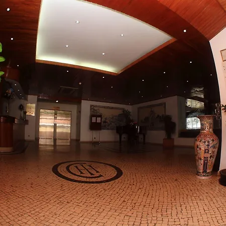 Caldas Internacional 3*